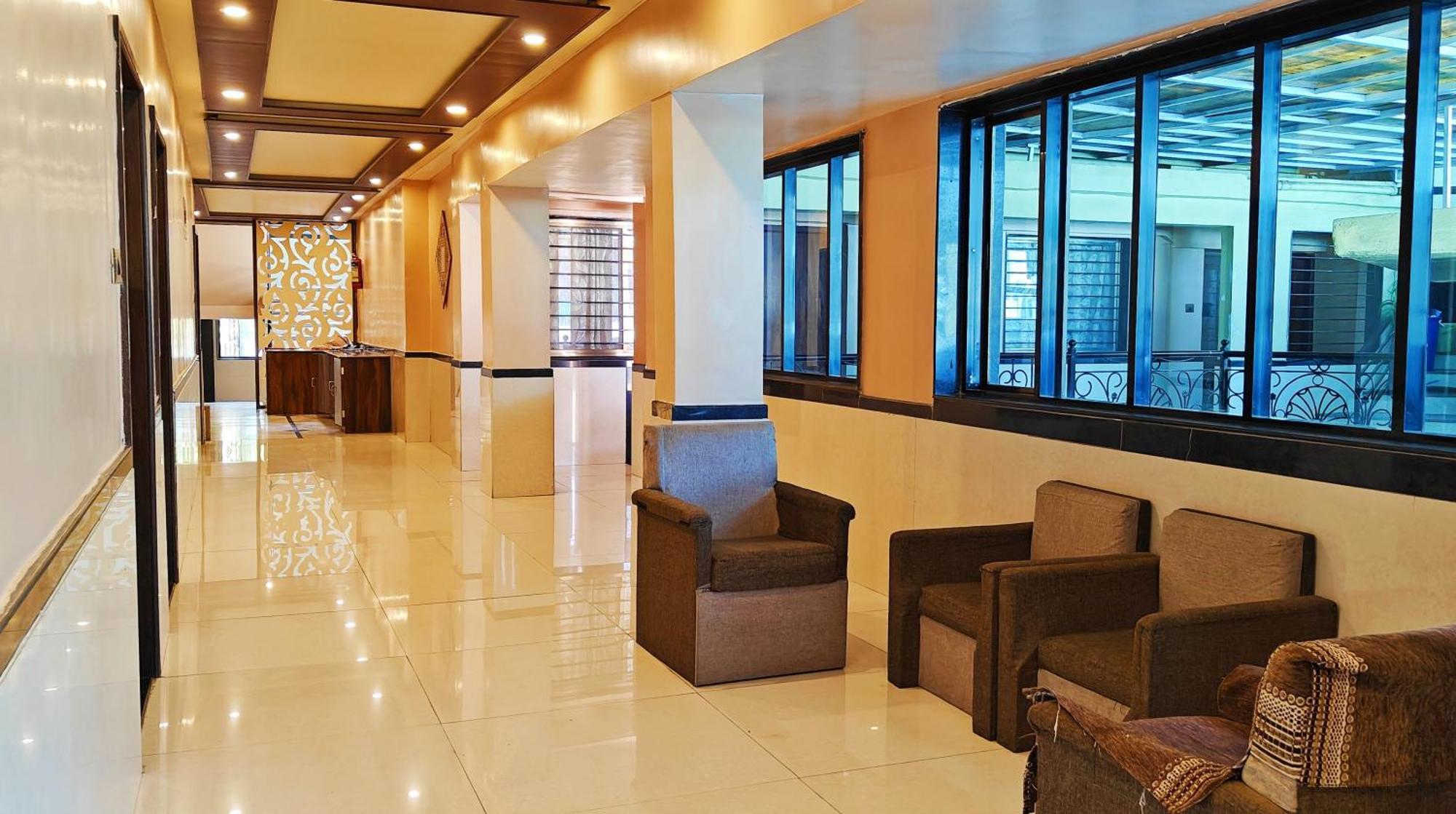 Hotel Saraswati Маунт-Абу Экстерьер фото